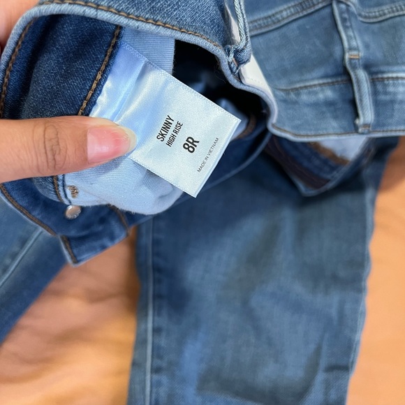 Express - Picture 3 of 3